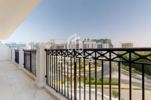 Apartment in Dubai, UAE 2 bedrooms, 92 sq.m. № 647566 - photo 2