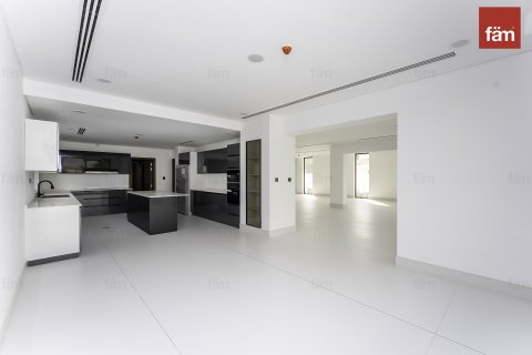 Villa para arrendamento em Dubai, EAU 7 quartos, 921.2 m2 № 696870 - foto 6