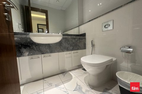 Appartamento in affitto a Business Bay, Dubai, EAU 2 camere da letto, 140.4 mq. № 712964 - foto 12
