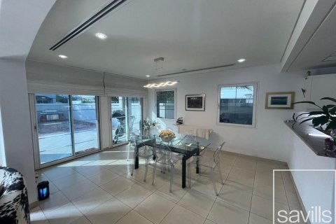 Villa à vendre à Jumeirah Village Triangle, Dubai, EAU 3 chambres, 712.38 m2 № 747189 - photo 3