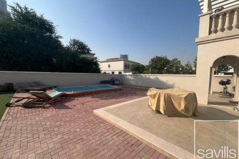 Villa à vendre à Jumeirah Village Triangle, Dubai, EAU 3 chambres, 712.38 m2 № 747189 - photo 10