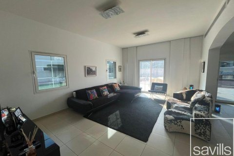 Villa à vendre à Jumeirah Village Triangle, Dubai, EAU 3 chambres, 712.38 m2 № 747189 - photo 2