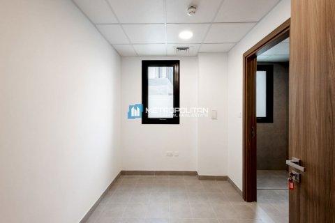 Vilă de închiriat în Yas Island, Abu Dhabi, EAU 4 dormitoare, 463.1 mp.  №700228 - poză 16
