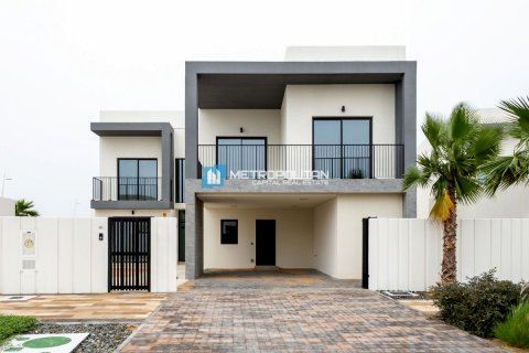 Villa on the Yas Island, Abu Dhabi, AÜE: 4 magamistoaga, 463.1 m² Nr 700228