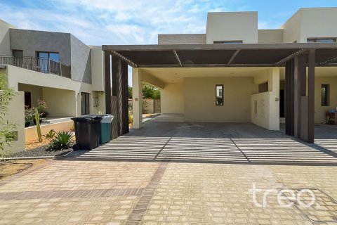 Üürile anda ridamaja asukohaga Dubai, AÜE: 4 magamistoaga, 215.26 m² Nr 741163 - pilt 2