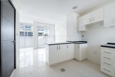 Villetta a schiera in vendita a DAMAC Hills (Akoya by DAMAC), Dubai, EAU 3 camere da letto, 184 mq. № 648867 - foto 1