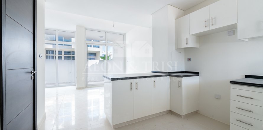 Villetta a schiera a DAMAC Hills (Akoya by DAMAC), Dubai, EAU 3 camere da letto, 184 mq. № 648867