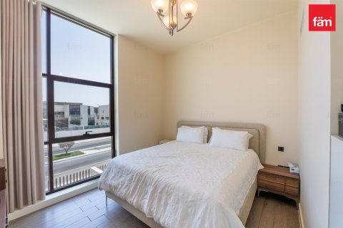 Villa in affitto a Dubai, EAU 4 camere da letto, 187.3 mq. № 638109 - foto 15