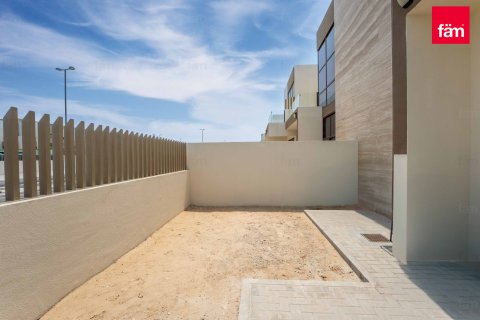 Villa in affitto a Dubai, EAU 4 camere da letto, 187.3 mq. № 638109 - foto 27