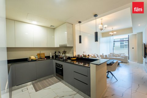 Villa in affitto a Dubai, EAU 4 camere da letto, 187.3 mq. № 638109 - foto 9