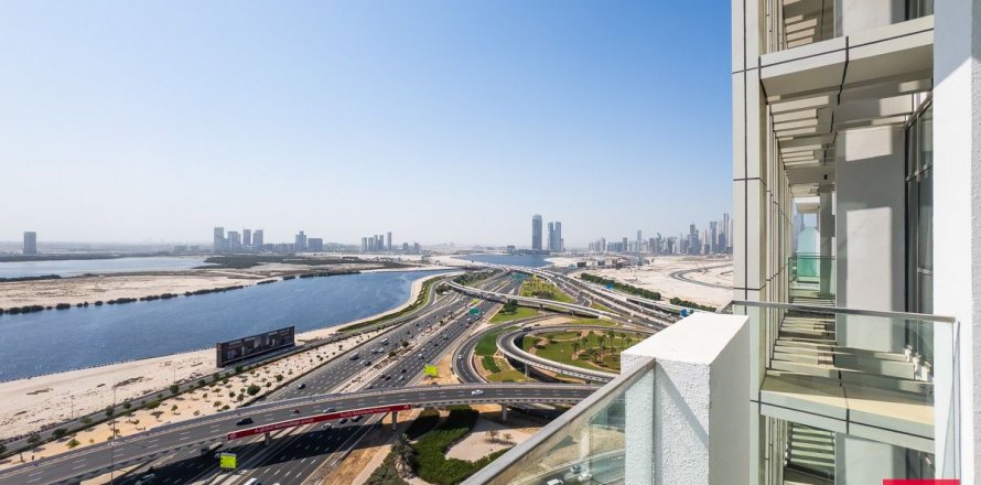 Dubai、UAEにあるマンション 1ベッドルーム、54.4 m2 No638106
