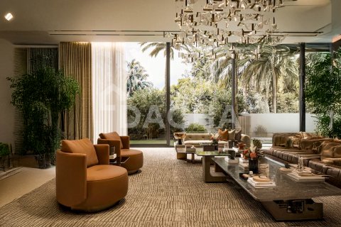 Villa til salg i Emirates Hills, Dubai, UAE 6 soveværelser, 1394 kvm № 717746 - foto 3