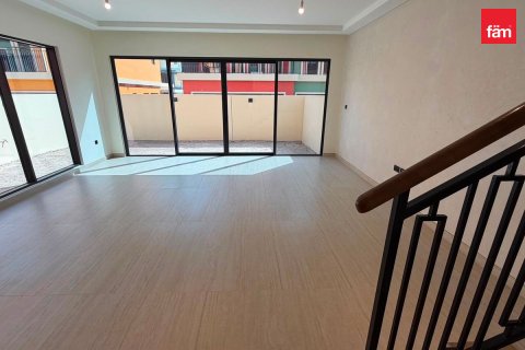 Villa itt: Dubai, EAE, 5 hálószoba, 219.6 m², azonosító: 732841 - fénykép 3