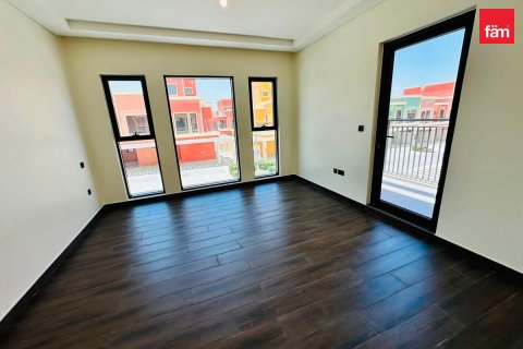 Villa itt: Dubai, EAE, 5 hálószoba, 219.6 m², azonosító: 732841 - fénykép 6