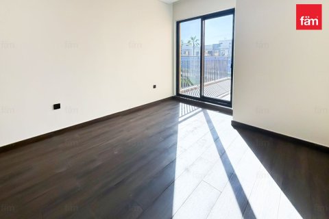 Casa urbana para arrendamento em Dubai, EAU 5 quartos, 219.6 m2 № 732844 - foto 4
