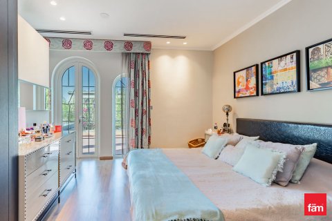 Villa para venda em Dubai, EAU 3 quartos, 566.9 m2 № 660526 - foto 12