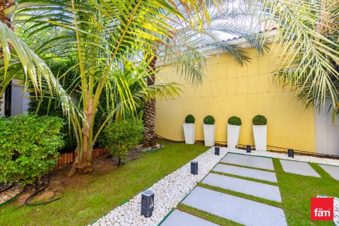 Villa para venda em Dubai, EAU 3 quartos, 566.9 m2 № 660526 - foto 28