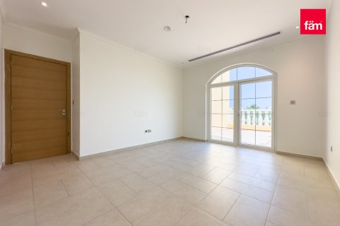 Vilë në Dubai, Emiratet e Bashkuara Arabe 5 dhoma gjumi, 690.1 m2. № 660520 - Foto 6
