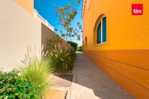 Vilë në Dubai, Emiratet e Bashkuara Arabe 5 dhoma gjumi, 690.1 m2. № 660520 - Foto 27