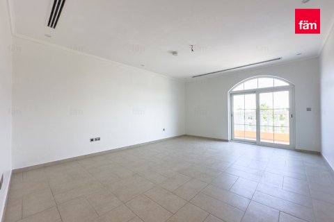 Vilë në Dubai, Emiratet e Bashkuara Arabe 5 dhoma gjumi, 690.1 m2. № 660520 - Foto 15