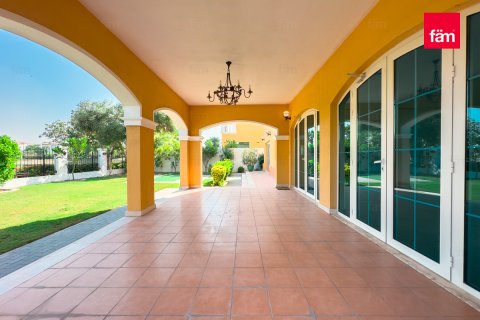 Vilë në Dubai, Emiratet e Bashkuara Arabe 5 dhoma gjumi, 690.1 m2. № 660520 - Foto 28