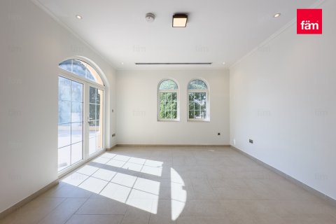 Vilë në Dubai, Emiratet e Bashkuara Arabe 5 dhoma gjumi, 690.1 m2. № 660520 - Foto 13