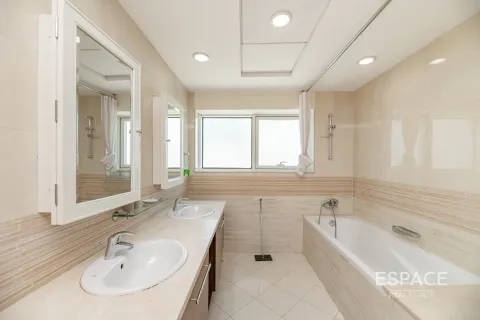 Apartment sa Dubai Marina, UAE 3 silid-tulugan, 215 sq.m. № 661207 - larawan 15