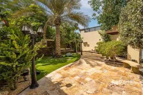 Villa itt: Jumeirah Park, Dubai, EAE, 3 hálószoba, 285 m², azonosító: 661203 - fénykép 17