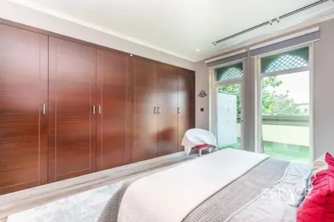 Villa itt: Jumeirah Park, Dubai, EAE, 3 hálószoba, 285 m², azonosító: 661203 - fénykép 12