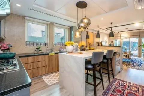 Villa itt: Jumeirah Park, Dubai, EAE, 3 hálószoba, 285 m², azonosító: 661203 - fénykép 5