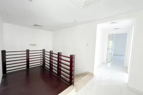 The Springs, Dubai, UAE의 임대용 빌라 침실 3개, 245제곱미터 번호 661208 - 사진 11