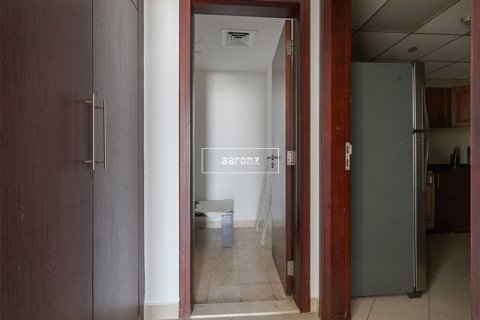 Apartment in Jumeirah Lake Towers, Dubai, UAE 2 bedrooms, 101.2 sq.m. № 636819 - photo 8