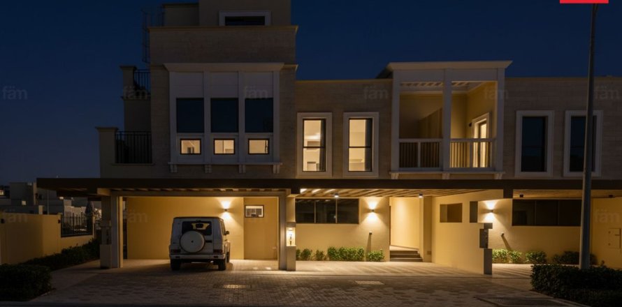 Řadový dům v Dubai, SAE 5 ložnice, 224.6 m² Č.: 769231