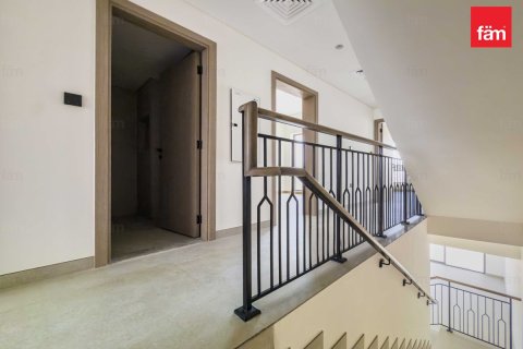Řadový dům v Dubai, SAE 5 ložnice, 224.6 m² Č.: 769231 - fotografie 9