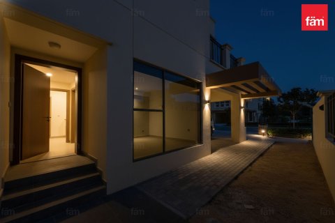 Řadový dům v Dubai, SAE 5 ložnice, 224.6 m² Č.: 769231 - fotografie 15