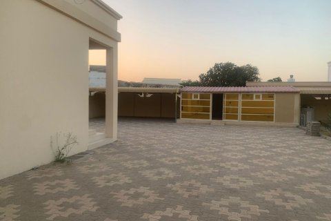 Villa en venta en Al Kharran, Ras Al Khaimah, EAU 2 dormitorios, 929 m2 № 734645 - foto 4
