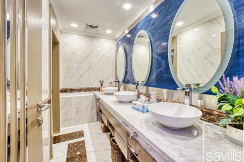 Palm Jumeirah, Dubai, संयुक्त अरब अमीरात में विला, 5 बेडरूम, 650 वर्ग मीटर, संख्या 680737 - फ़ोटो 20