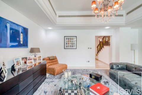 Зняти в оренду віллу в Dubai Sports City, Дубай, ОАЕ 5 спалень, 930м2, № 681104 - фото 14