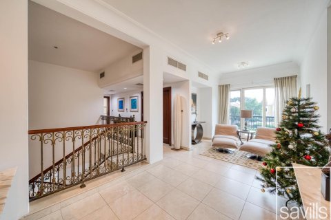 Зняти в оренду віллу в Dubai Sports City, Дубай, ОАЕ 5 спалень, 930м2, № 681104 - фото 23