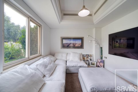 Зняти в оренду віллу в Dubai Sports City, Дубай, ОАЕ 5 спалень, 930м2, № 681104 - фото 15