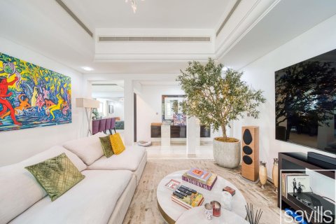 Зняти в оренду віллу в Dubai Sports City, Дубай, ОАЕ 5 спалень, 930м2, № 681104 - фото 10