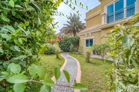 Dubai Sports City, Dubai, BAE’de kiralık вилла 5 yatak odası, 930 m&sup2; No 681104 - fotoğraf 1