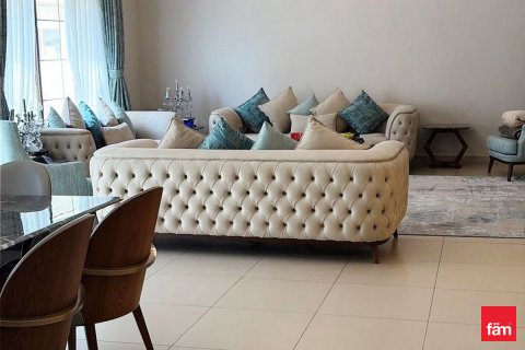 Villa à vendre à  Dubai, EAU 5 chambres, 591.5 m2 № 711383 - photo 2