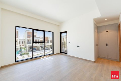 Townhouse til leje i Dubai, UAE 4 soveværelser, 143.9 kvm № 721184 - foto 9