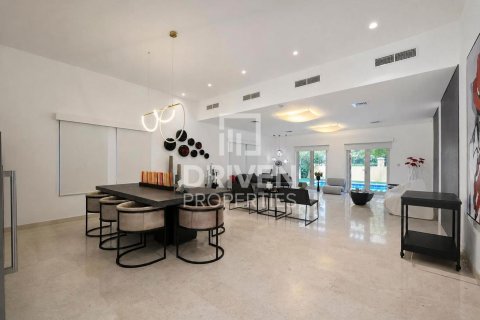 Villa til salg i The Villa, Dubai, UAE 5 soveværelser, 1000.01 kvm № 756781 - foto 3