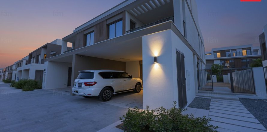 Villa in Tilal Al Ghaf, Dubai, UAE 4 bedrooms, 222.6 sq.m. № 659037