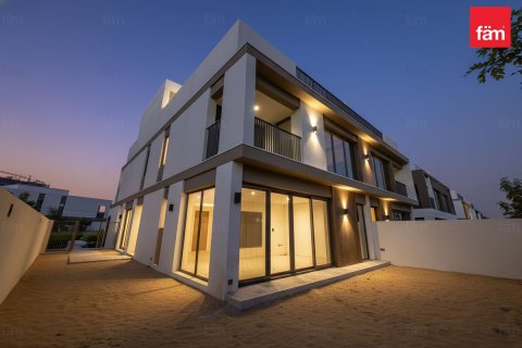 Vilă de închiriat în Tilal Al Ghaf, Dubai, EAU 4 dormitoare, 222.6 mp. №659037 - poză 1