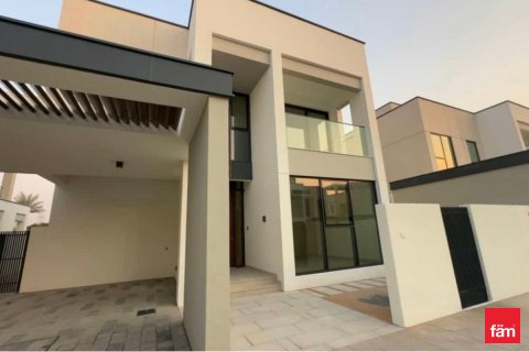 ویلا برای اجاره در Dubai، امارات متحده عربی 4 خوابه ، 449.8 متر مربع ، شماره 659041 - تصویر 1