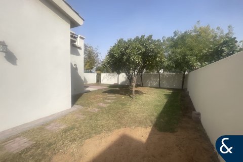 Villa Reem, Dubaijā, AAE 4 istabas, 353 m2 Nr. 698000 - attēls 2