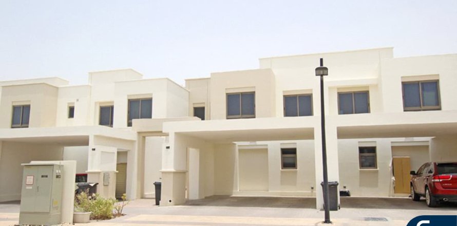 Villa in Town Square, Dubai, UAE 3 bedrooms, 201 sq.m. № 698003